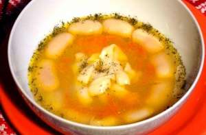 Постный овощной суп с фасолью и лапшой