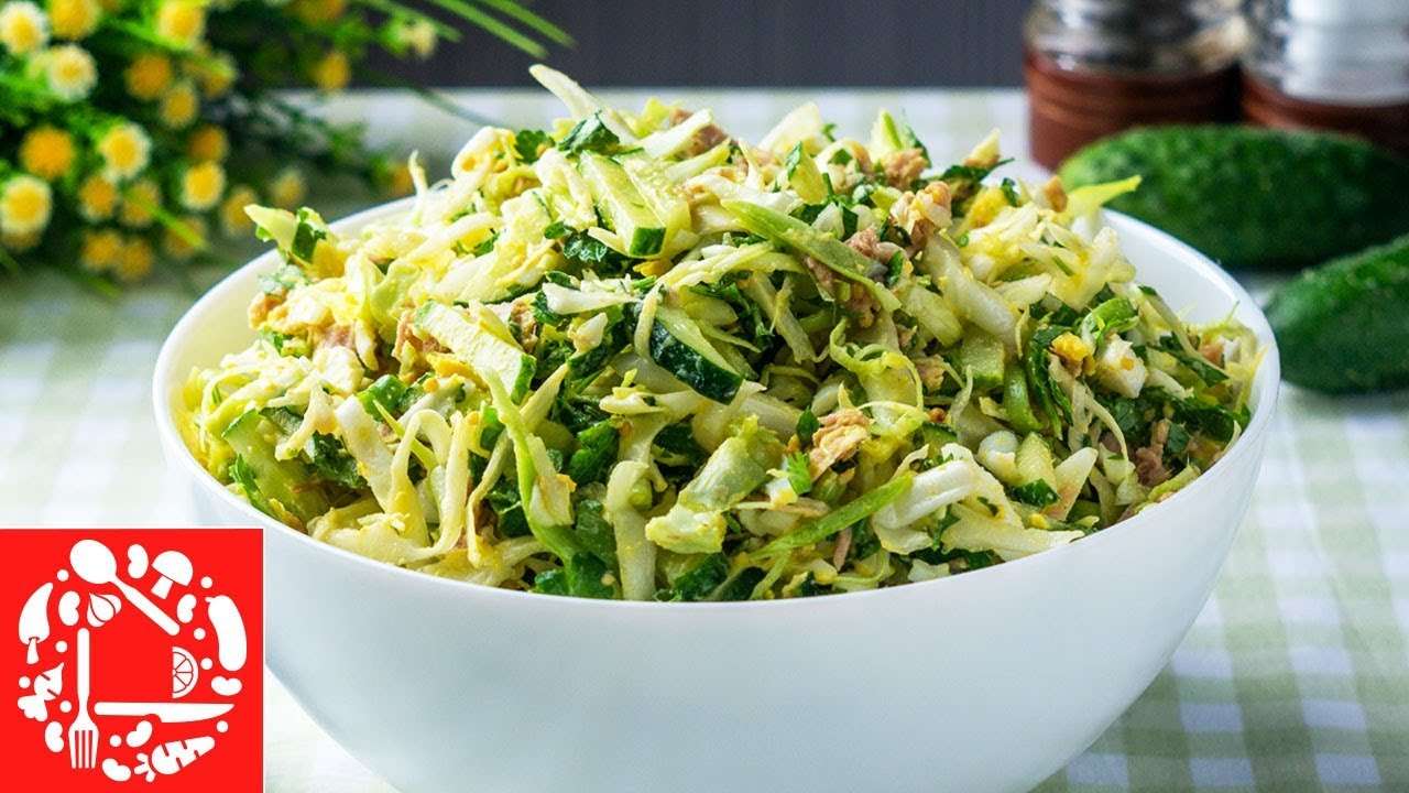 Безумно вкусный салат с молодой капустой и тунцом  Рецепт салата за 5 минут
