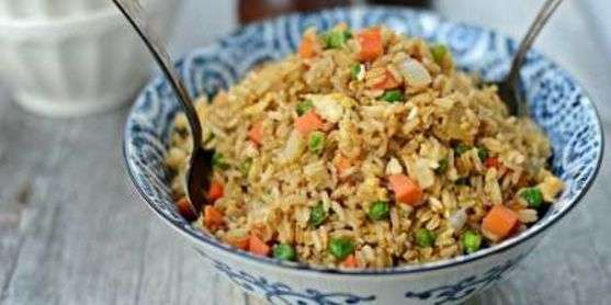 Вкусный жареный рис с яйцом по - китайски - рецепт с фото