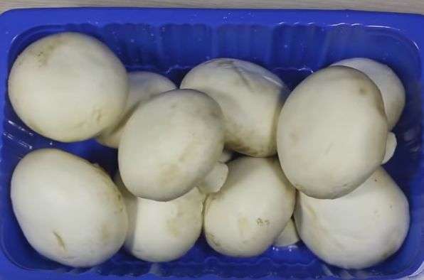 Как приготовить фаршированные грибы с сыром - рецепт
